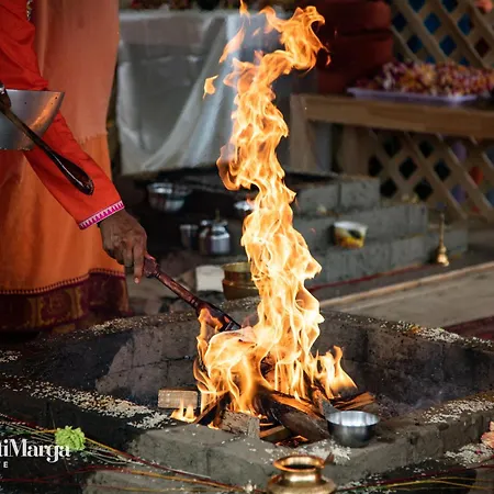 ホテル Shree Peetha Nilaya - Hindu Ashram Springen