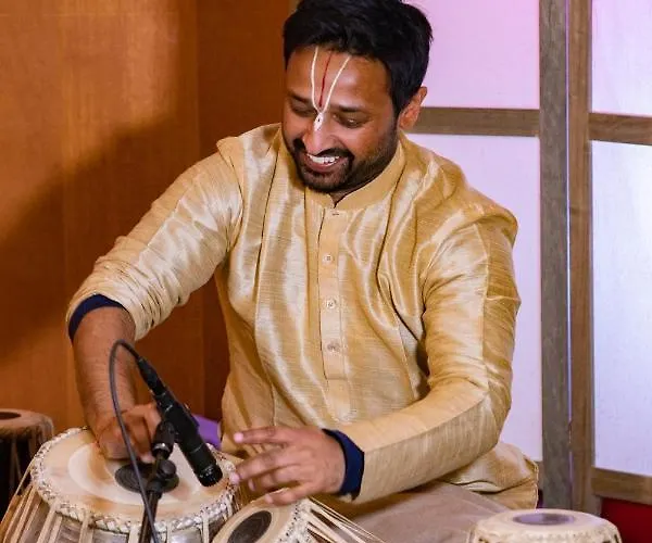 Hindu Monastery - Shree Peetha Nilaya Ashram Hotel Springen