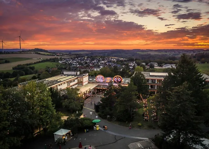 Hindu Monastery - Shree Peetha Nilaya Ashram Springen