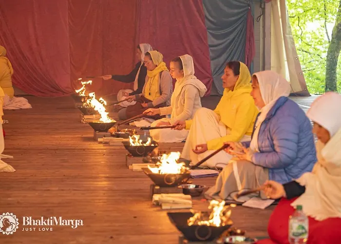 Hindu Monastery - Shree Peetha Nilaya Ashram Hotel 3*