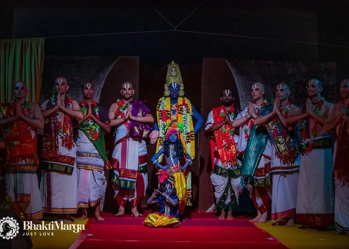 Hindu Monastery - Shree Peetha Nilaya Ashram Springen