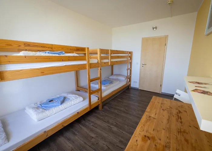 Hindu Monastery - Shree Peetha Nilaya Ashram Hotel Springen