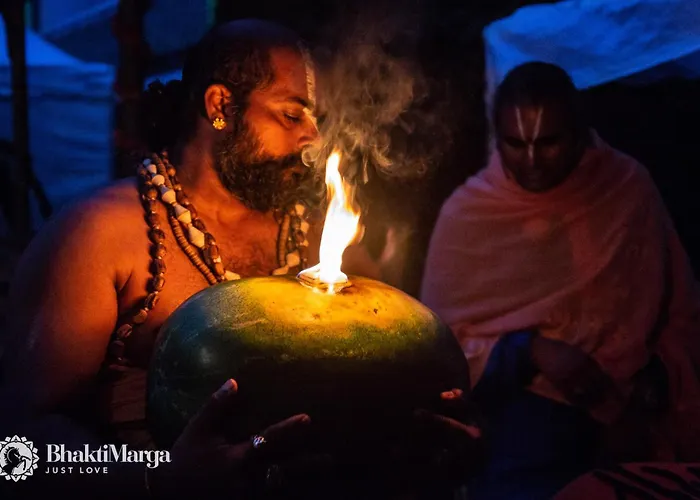 Hindu Monastery - Shree Peetha Nilaya Ashram