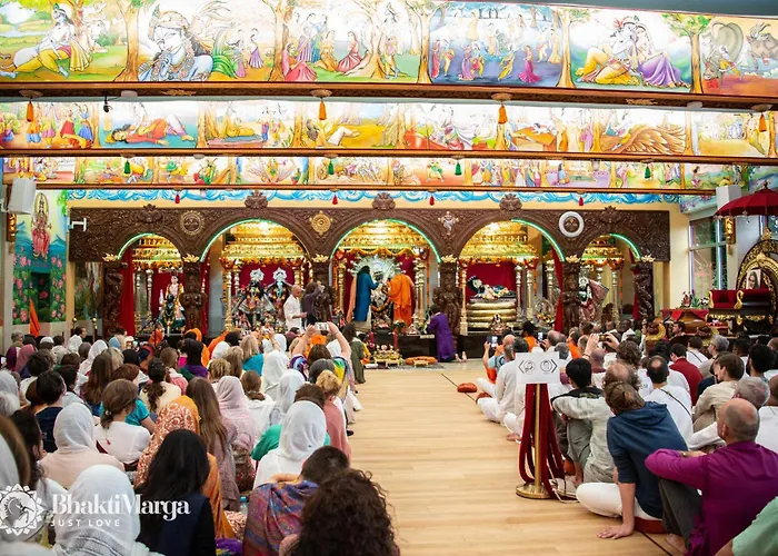 Hindu Monastery - Shree Peetha Nilaya Ashram Springen