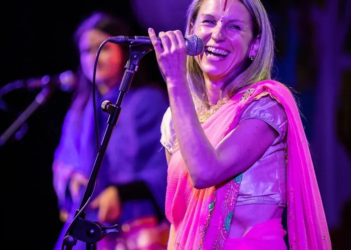 Hindu Monastery - Shree Peetha Nilaya Ashram Hotel Springen